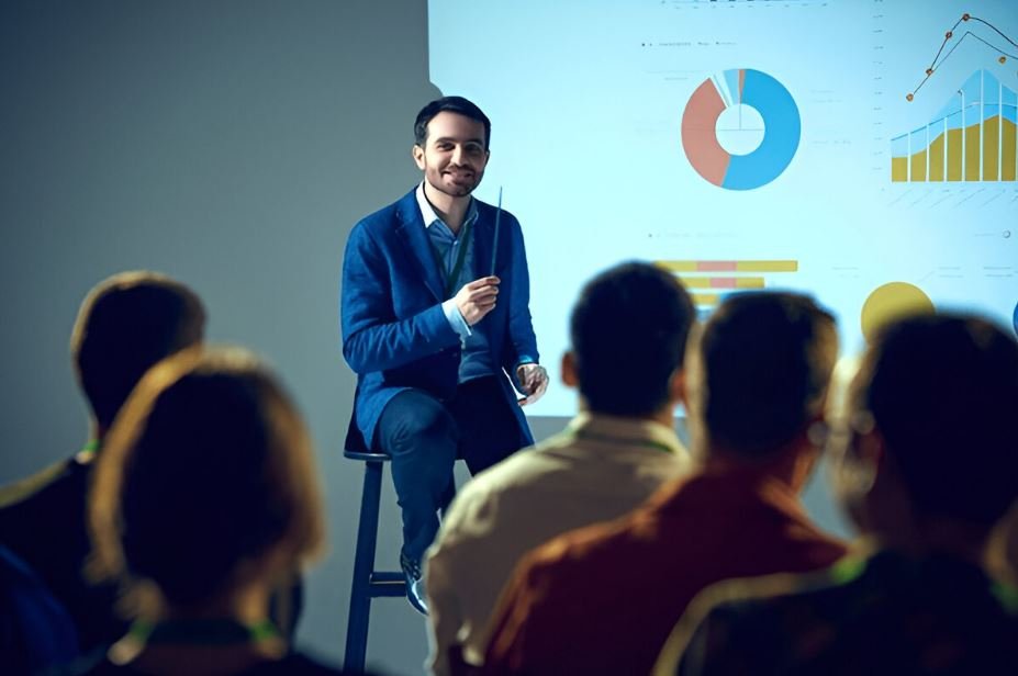 How to Stay Motivated in Long-Term Online Programs